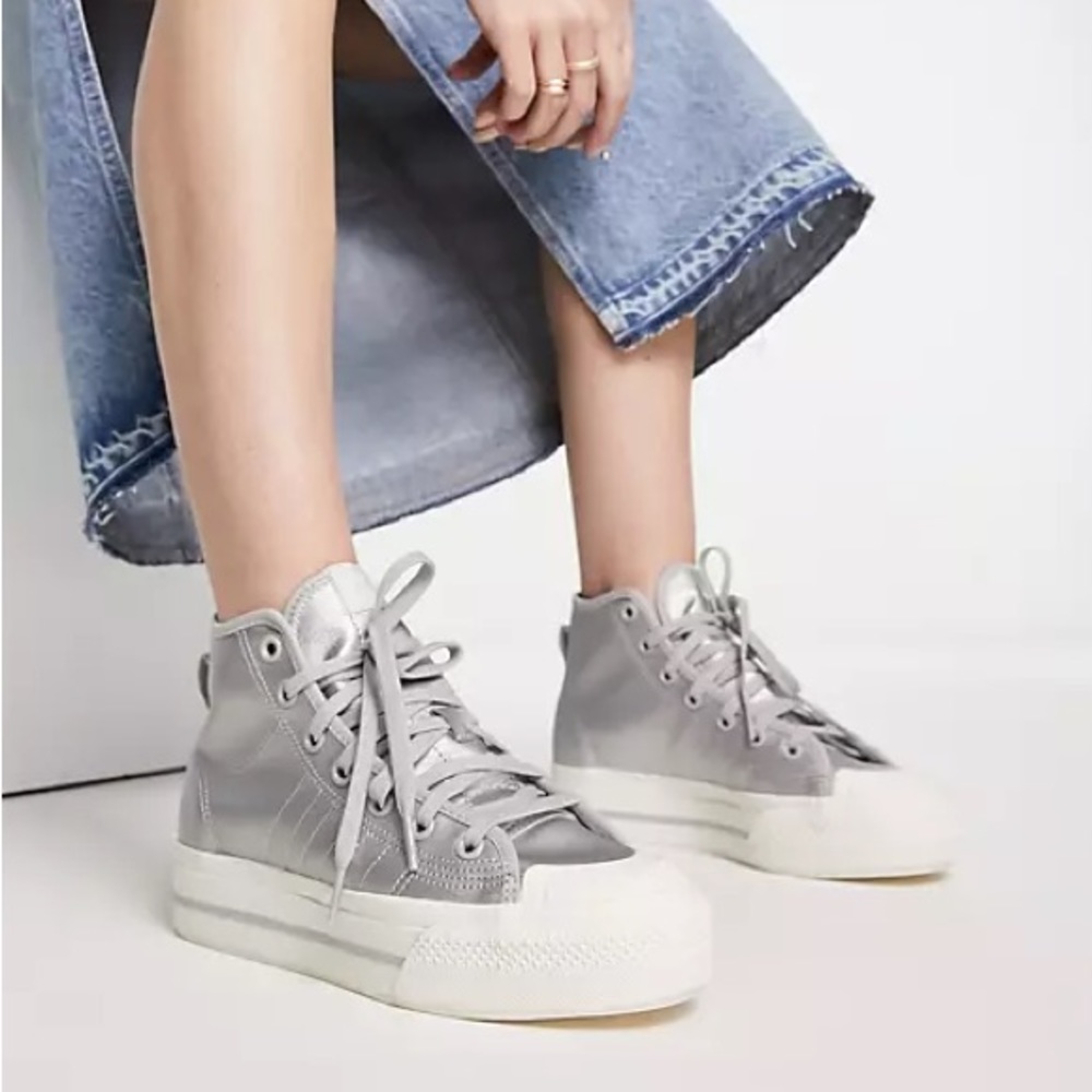 EUC Adidas NIZZA Hi-Top Platform Sneaker